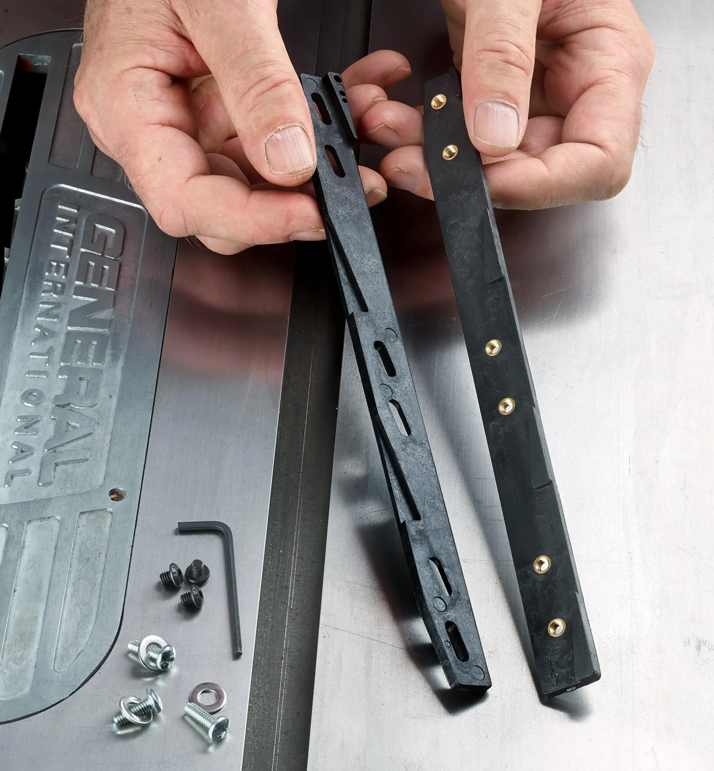 Jigs, Guides & Fixtures>Lee Valley Zeroplay Miter-Slot Slider Bars